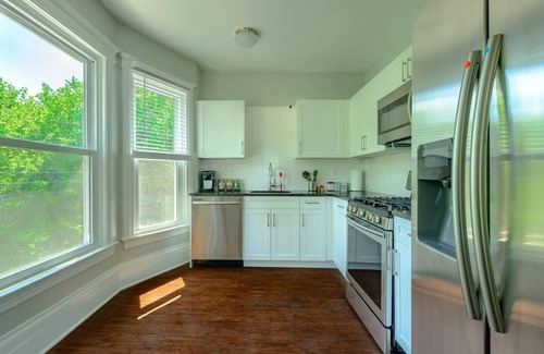 Detroit Apartamento | Spacious 6BD side-by-side Apartment Bundle