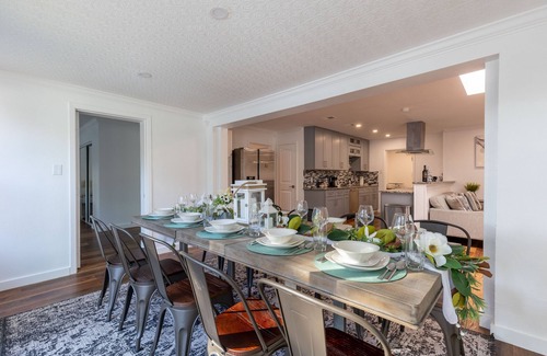 Ederville Casa | Spacious 6BR by AT&T Stadium Stockyard Heated Pool