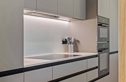 Ville Haute Apartamento | Spacious 6th-Floor Gem: Modernity Meets Comfort!