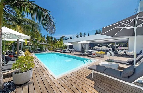 The Flats Casa | Spacious 7-bedroom house in fabulous Beverly Hills - 7bd 9ba 8,000sqft