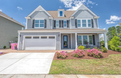 Murraysville Casa | Spacious 7-bedroom house with WiFi, fitness room in brilliant Wilmington