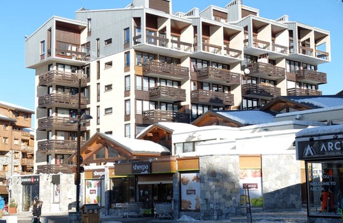 Val Claret Apartamento | Apartamento renovado · Cercano a las pistas · Sauna · WIFI