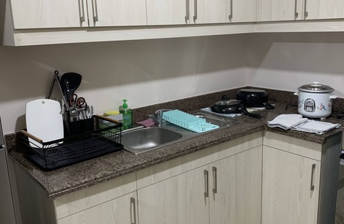 Pasay Condominio | Spacious 80 sq meter Family staycation 3 Bedroom 6 beds with Free Parking