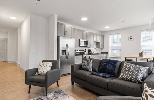East Walnut HIlls Apartamento | Spacious 8BR 8BA combined Apartments Near Downtown Cincinnati