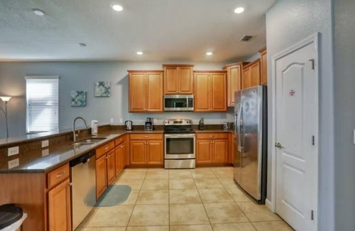 Davenport Casa | Spacious 9 Bed Pool Home with Game Room-1461BTR