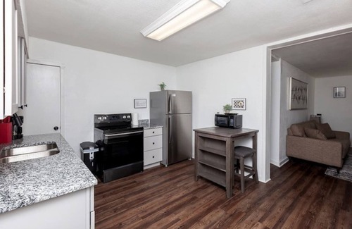 Sherman Hill Casa | Spacious 9BR Home~Ideal for Groups~Near Downtown