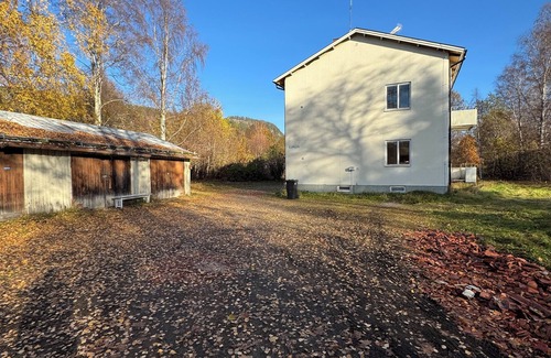 Ljungaverk Casa | Spacious Apartment Perfect for Families and Groups
