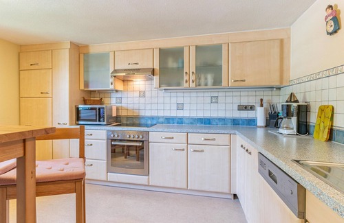 Itter Apartamento | Spacious accommodation, 1.2 km to the ski lift