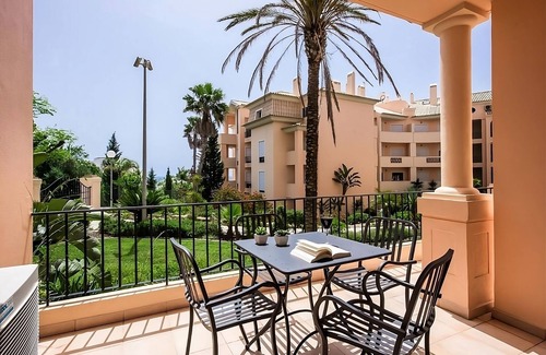 Praia da Luz Hotel | Spacious Accommodation Close to Porto de Mos Beach! 3 Onsite Pools, Free Parking