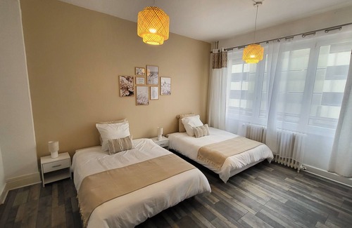Epinal Apartamento | Spacious accommodation - Facing the train station and city center