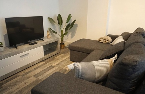Epinal Apartamento | Spacious accommodation - Facing the train station and city center