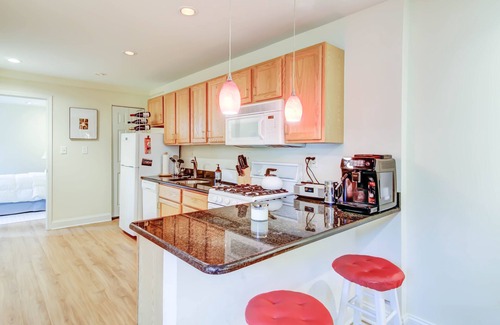 Capitol Hill Apartamento | Spacious & Airy 1-BR near Eastern Mkt/Capitol