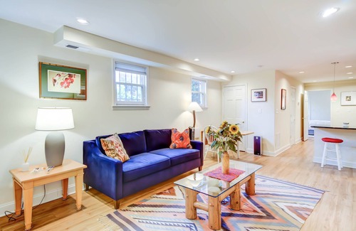 Capitol Hill Apartamento | Spacious & Airy 1-BR near Eastern Mkt/Capitol