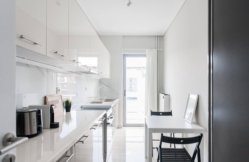 Marousi Apartamento | Spacious & Airy 1BR Apartment near HELEXPO Marousi