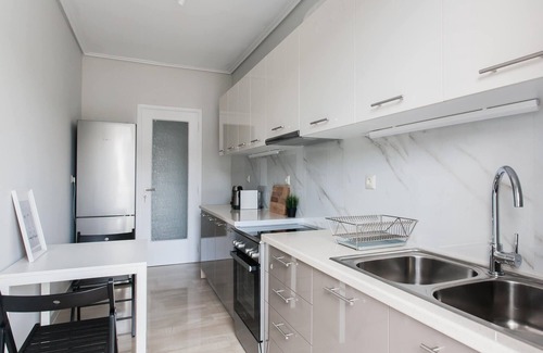 Marousi Apartamento | Spacious & Airy 1BR Apartment near HELEXPO Marousi