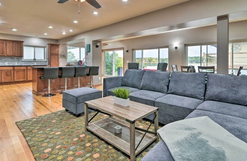 Algonac Casa | Spacious Algonac Home w/ St Clair River Views