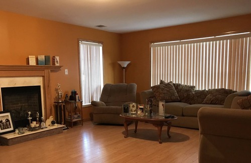 Paterson Apartamento | Amplio y sorprendente apartamento de 3 dormitorios con chimenea a minutos de Nueva York