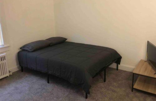 Paterson Apartamento | Spacious and bright 2 bedroom apartment with 1 bathroom and private street entrance