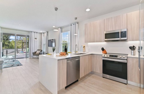 Silver Creek Casa | Spacious and charming private Pool Townhome. Nxt to Disney