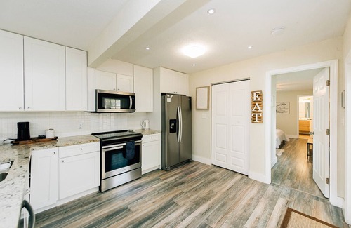 United Central Casa | Spacious and comfy centrally located home