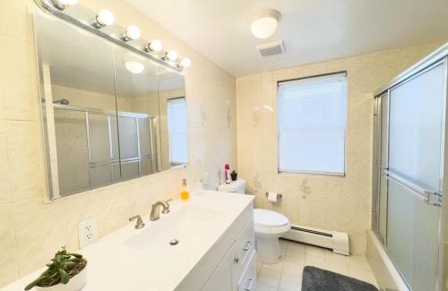 Guttenberg Apartamento | Spacious and Convinient near NYC Parking Available