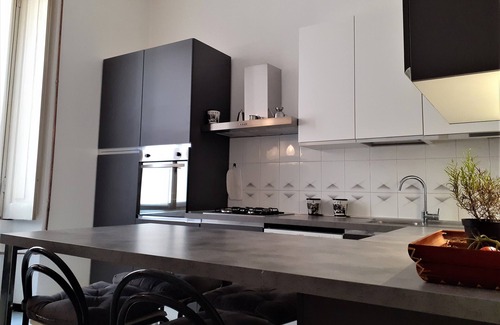 Porta Vittoria Apartamento | Spacious and cozy apartment in central area with all services