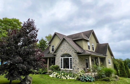 Grey Highlands Chalet De Esquí | Spacious and cozy Four Season retreat in the Beaver Valley!