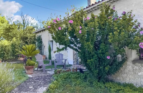 Saint-Sernin Casa | Spacious and cozy country house with private pool.