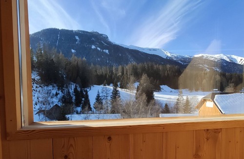 Mauterndorf Villa | Spacious and luxurious penthouse with stunning views