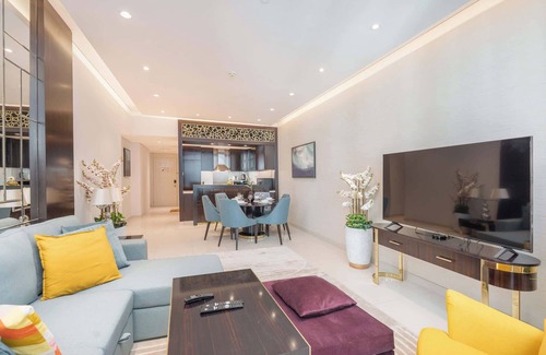 Downtown Dubai Apartamento | Spacious and Modern 3 Bedroom Perfect for Family