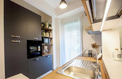 Quartiere XI Portuense Apartamento | Spacious and Modern Apartment in the Heart of Rome