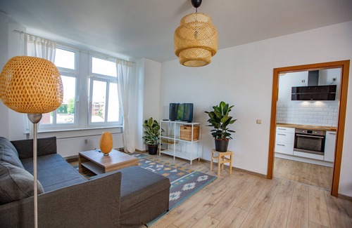 Andreasvorstadt Apartamento | Spacious and modern holiday apartment "City pearl by the rippling water"