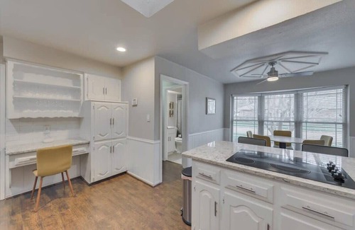 Plano Casa | Spacious and Modern Home with Private Pool