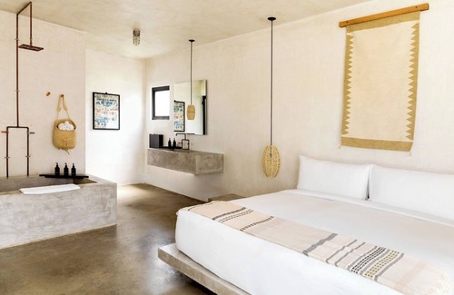 San Jose del Cabo Hotel | Spacious and Minimal Boho Rooms in DT San Jose