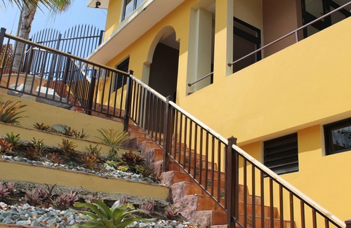 Rincon Apartamento | Villa de lujo de 2 dormitorios y un baño con wifi gratis y TV por satélite, ahora @ $ 150 / noche