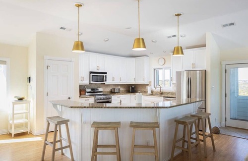 Ocean Sands Casa | Spacious and Relaxing with Beach Views, Elevator, Spa