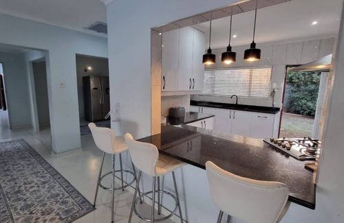 Umhlanga Casa | Spacious and secure modern home with exquisite views