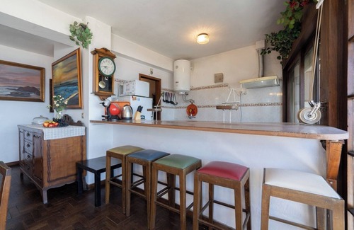 Vila do Conde Apartamento | Spacious and Sunny Vintage Apartment at the Beach