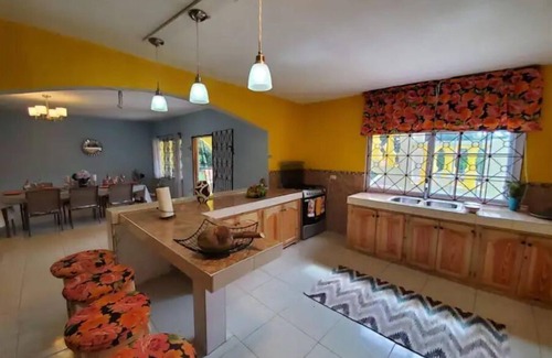 Duncans Casa | Spacious and tranquil villa in Duncans