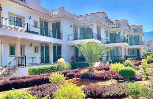Agios Nikolaos Apartamento | Spacious apartment by the sea