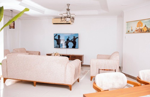 Kivukoni Apartamento | Amplio apartamento en Dar es Salaam con vistas a la ciudad, al océano y a la pis