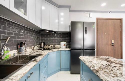 District 7 Apartamento | Spacious Apartment with City View in District 7