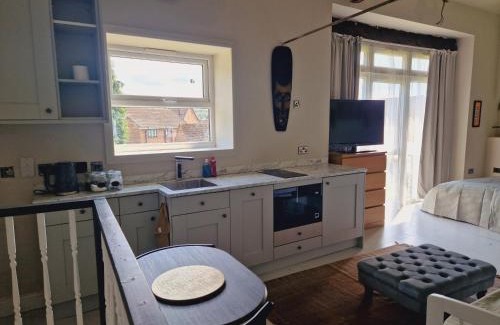 Heath and Reach Apartamento | Spacious apartments, sleeps 6, 15min to Milton Keynes