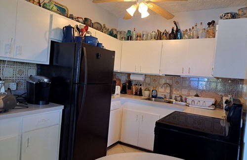 Estate Shoys Apartamento | Spacious apartment near Christiansted & beaches with ocean views of Buck Island.