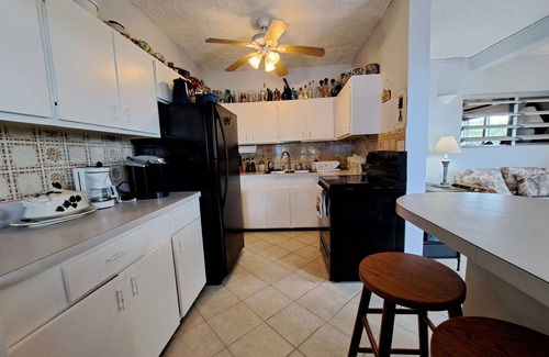 Estate Shoys Apartamento | Spacious apartment near Christiansted & beaches with ocean views of Buck Island.