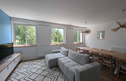 Campan Apartamento | Spacious apartment / beautiful view of the mountain! Ideal for families