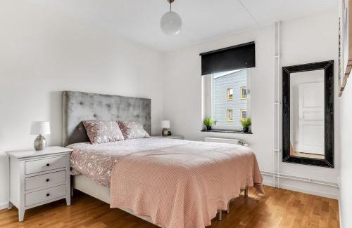 Sundbyberg Municipality Apartamento | Spacious apartment close to Stockholm city & Mall