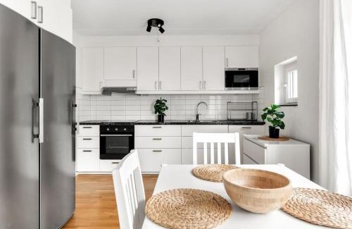 Sundbyberg Municipality Apartamento | Spacious apartment close to Stockholm city & Mall