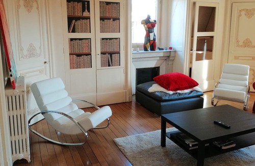 Chamalieres Apartamento | Spacious apartment with character 15 minutes from the volcanoes of Auvergne!