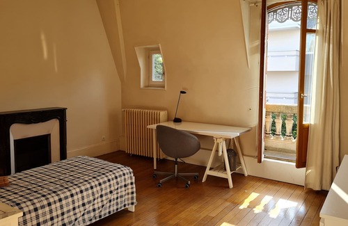 Chamalieres Apartamento | Spacious apartment with character 15 minutes from the volcanoes of Auvergne!